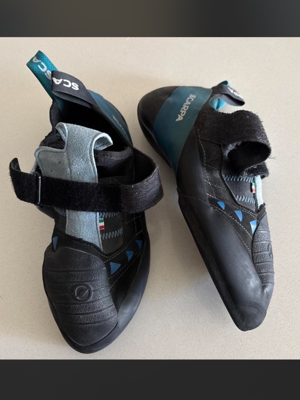 SCARPA Men’s climbing shoes